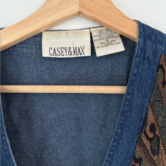 Vintage Casey And Max Denim Paisley Vest Size Medium All Seasons - Picture 5 of 10